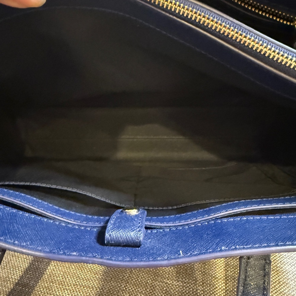 Tory Burch Navy Blue Leather Tote Bag - Purse - Picture 9 of 15
